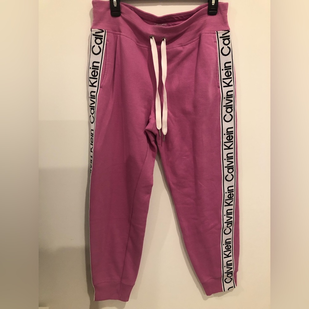 CALVIN KLEIN PERFORMANCE L.